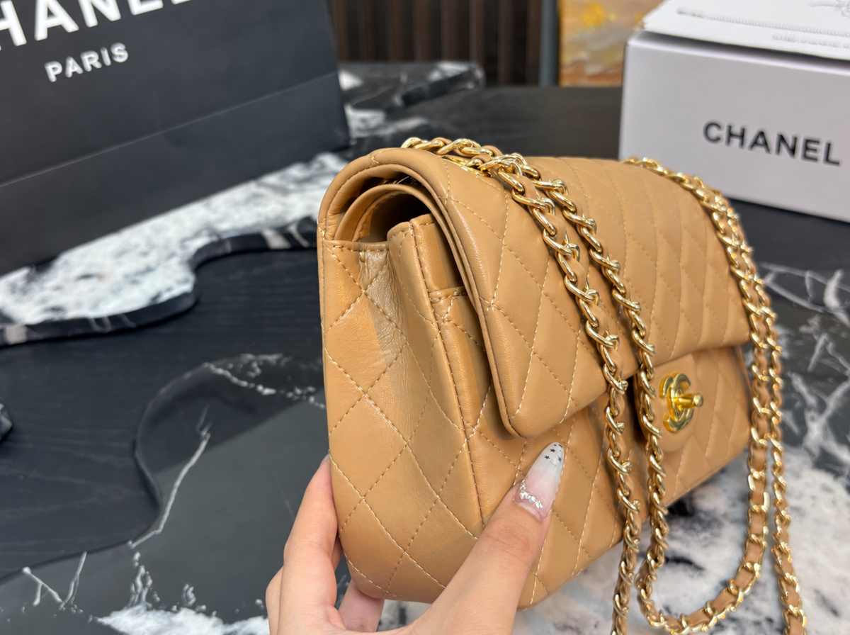 CHANEL Classic 11.12 Handbag (Classic Flap)