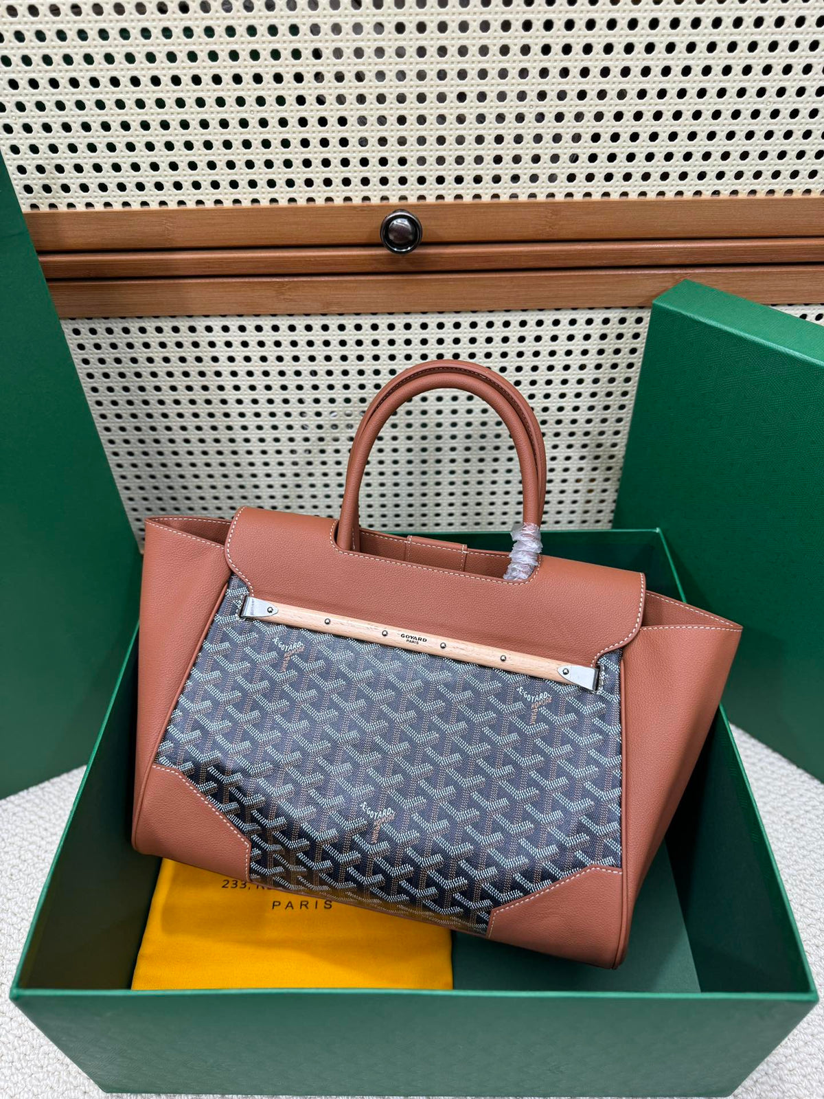 Goyard Saïgon Estructurado – Marrón y Negro
