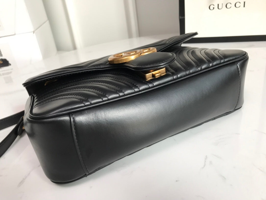 Bolso de hombro pequeño Gucci GG Marmont