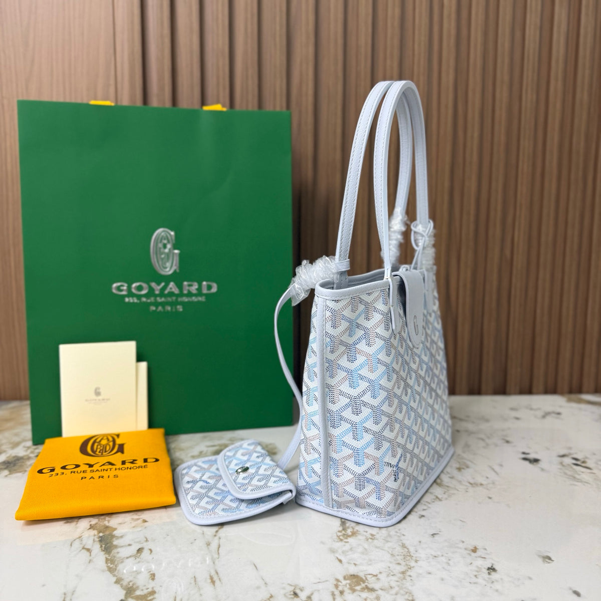 Goyard Anjou Mini – Blanco y Azul Pastel