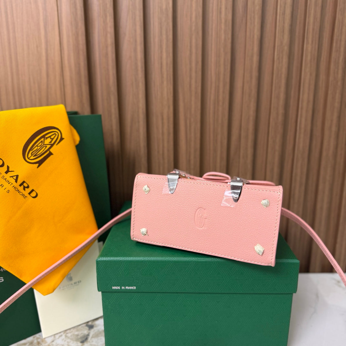 Goyard Saïgon Mini – Rosa con Asa de Madera