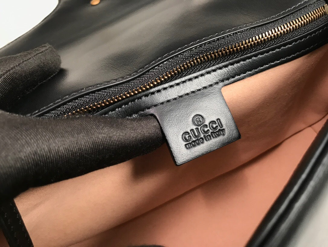Bolso de hombro pequeño Gucci GG Marmont