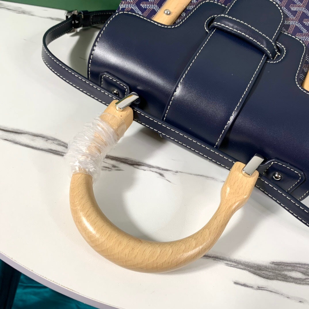 Goyard Saïgon Structuré – Azul marino con asa de madera