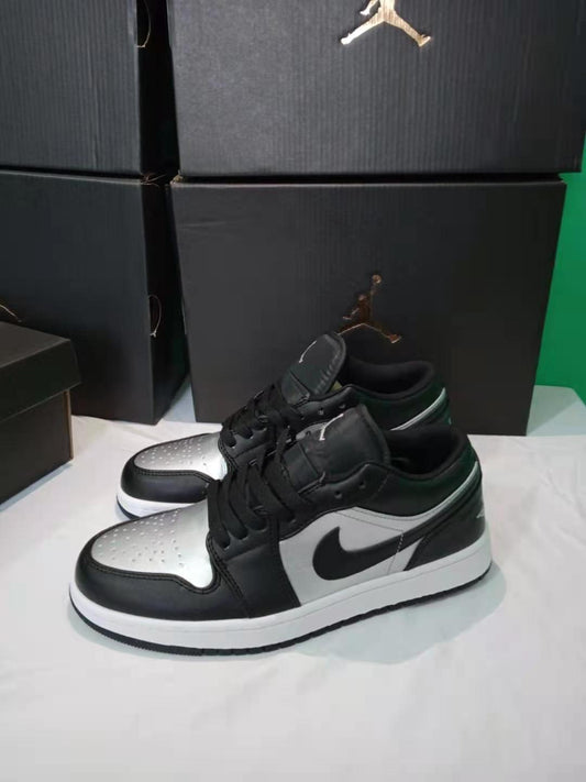 Air Jordan 1 Low – Negro / Gris / Verde