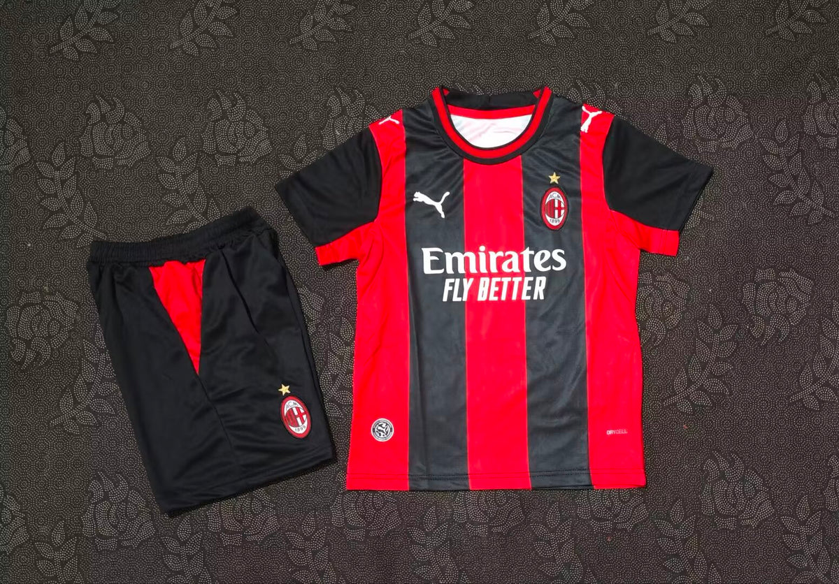 AC Milan Home Jersey 26/27 Kit Infantil