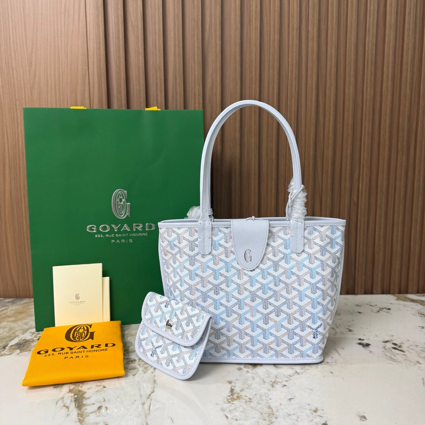 Goyard Anjou Mini – Blanco y Azul Pastel