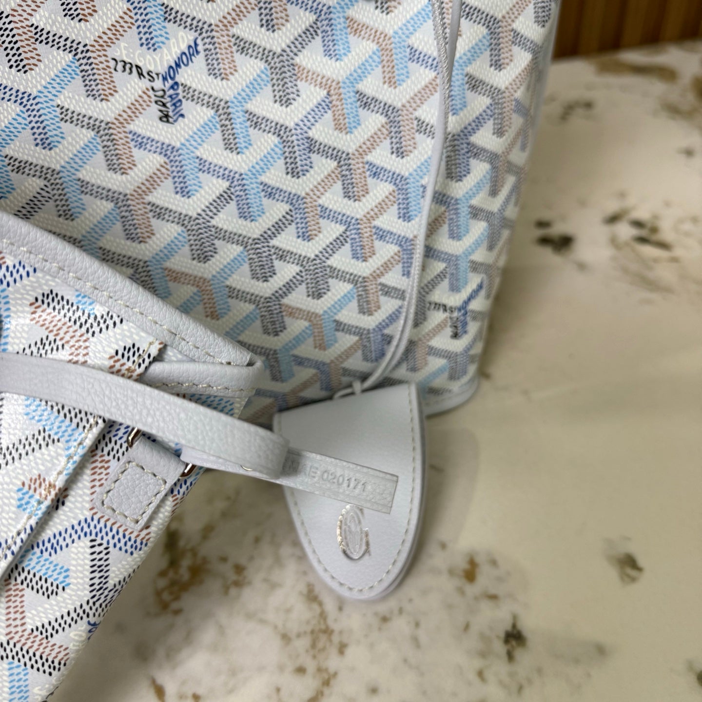 Goyard Anjou Mini – Blanco y Azul Pastel