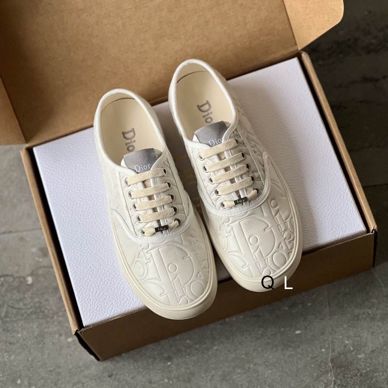 Dior B33 – Dior Oblique White