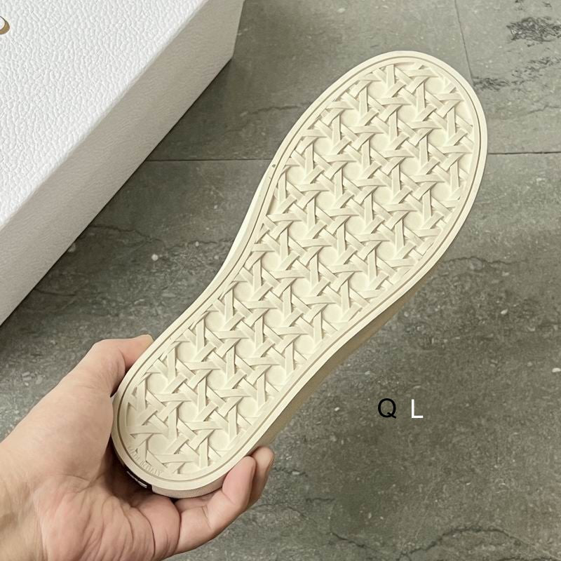 Dior B33 – Dior Oblique White