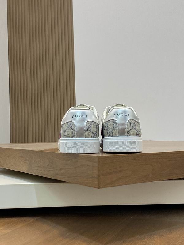 Gucci Ace GG Supreme