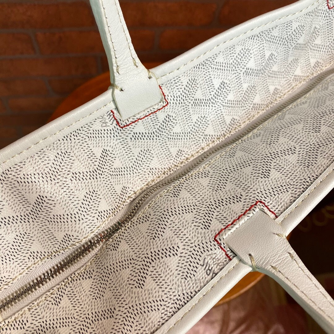 Goyard Artois MM – Blanco / Gris claro