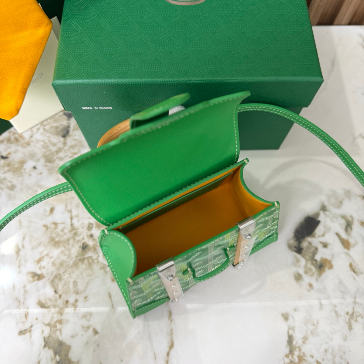 Goyard Saïgon Mini – Verde con Asa de Madera
