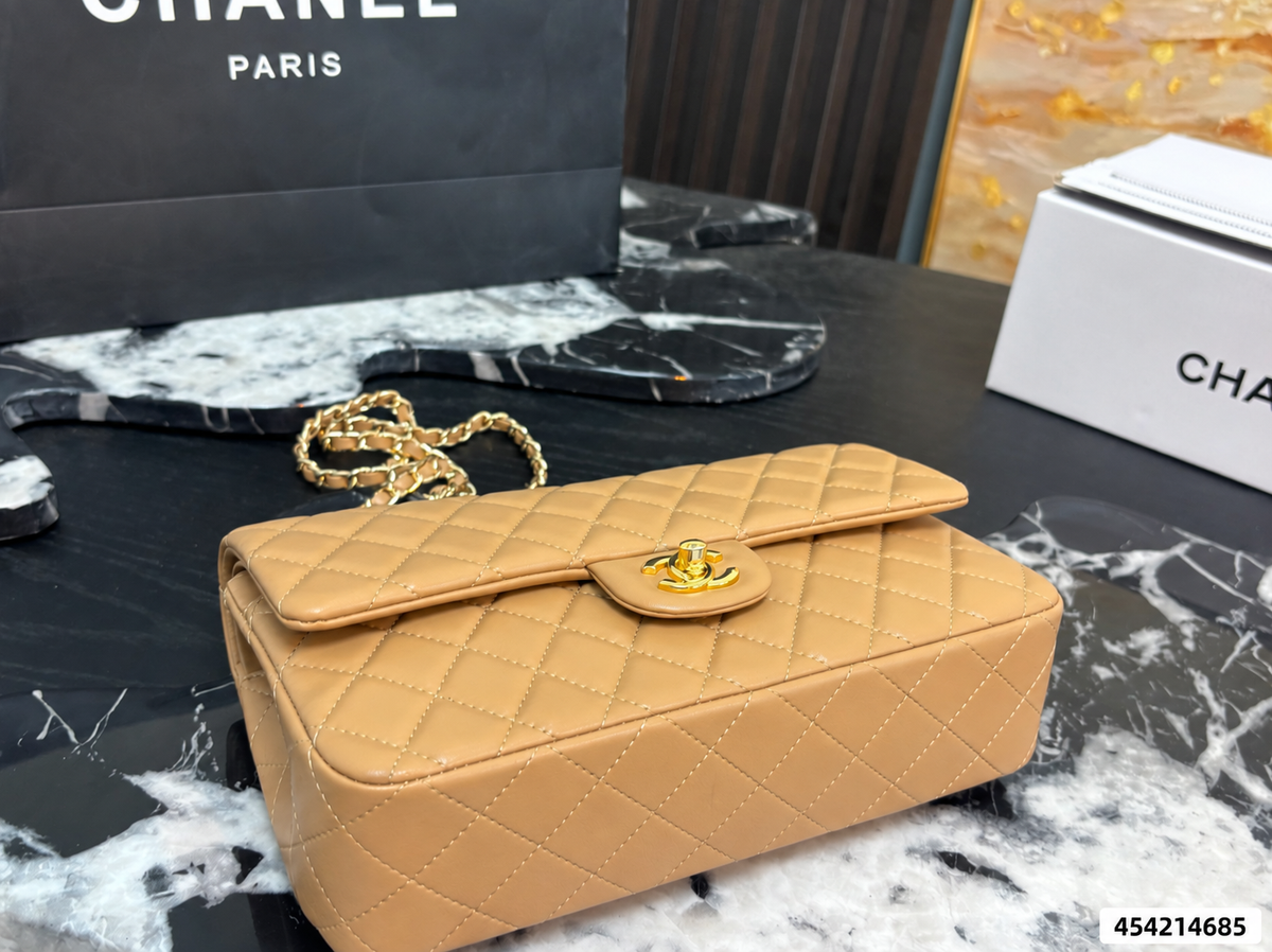 CHANEL Classic 11.12 Handbag (Classic Flap)