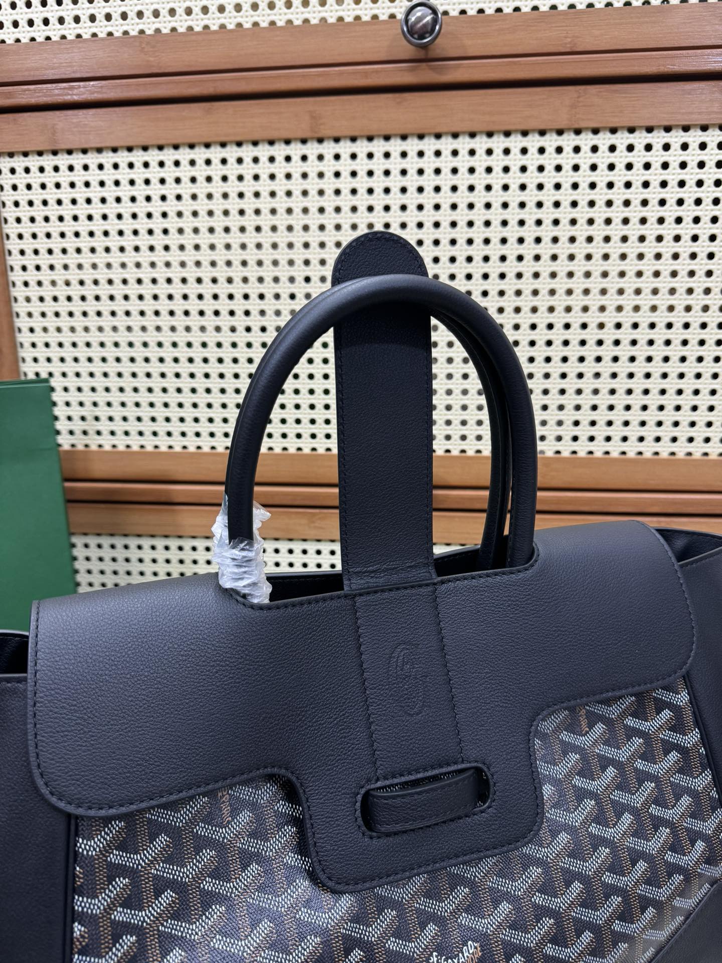 Goyard Saïgon Estructurado – Negro y Gris