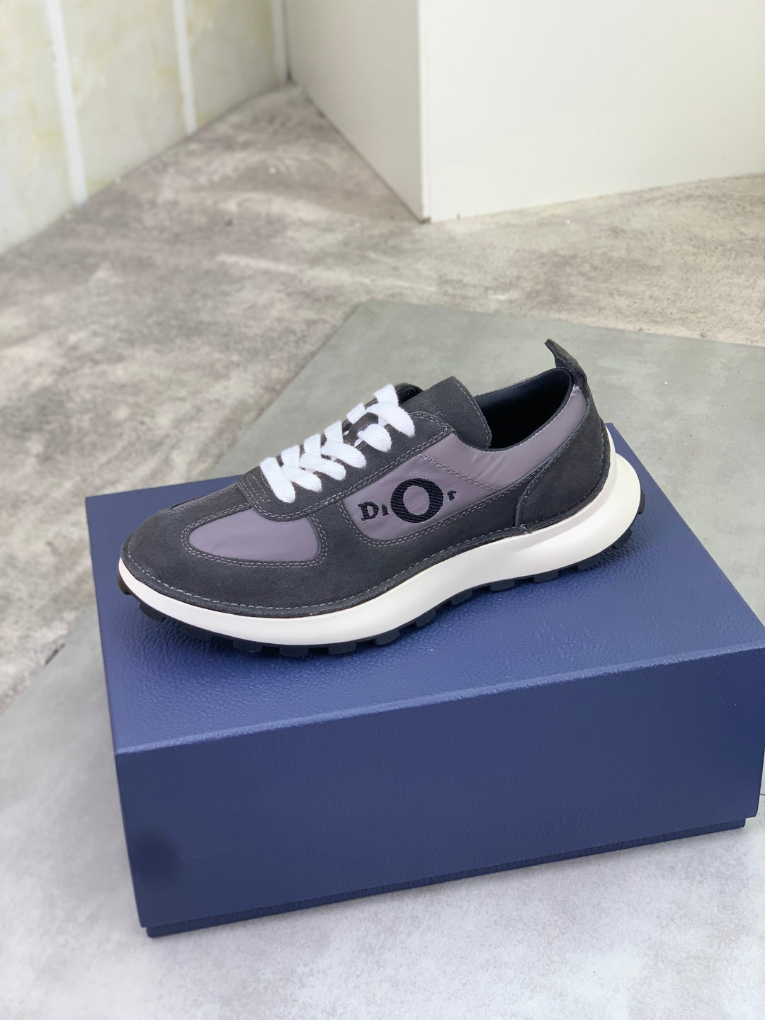 DIOR B25 RUNNER
