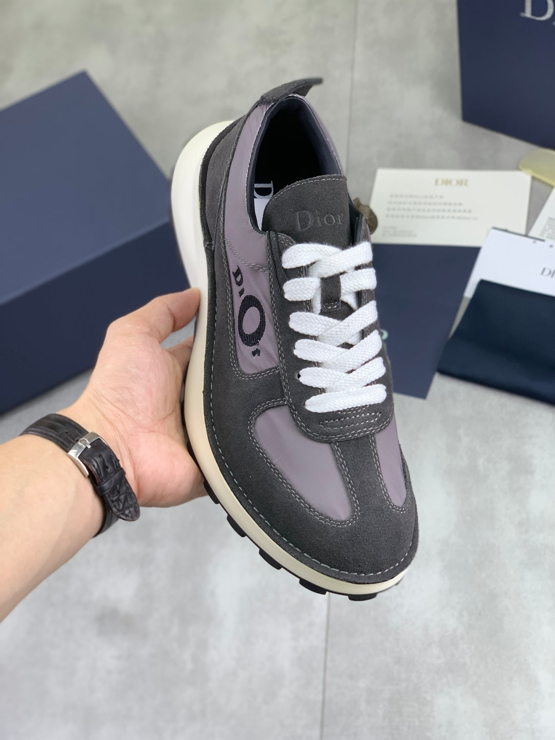 DIOR B25 RUNNER