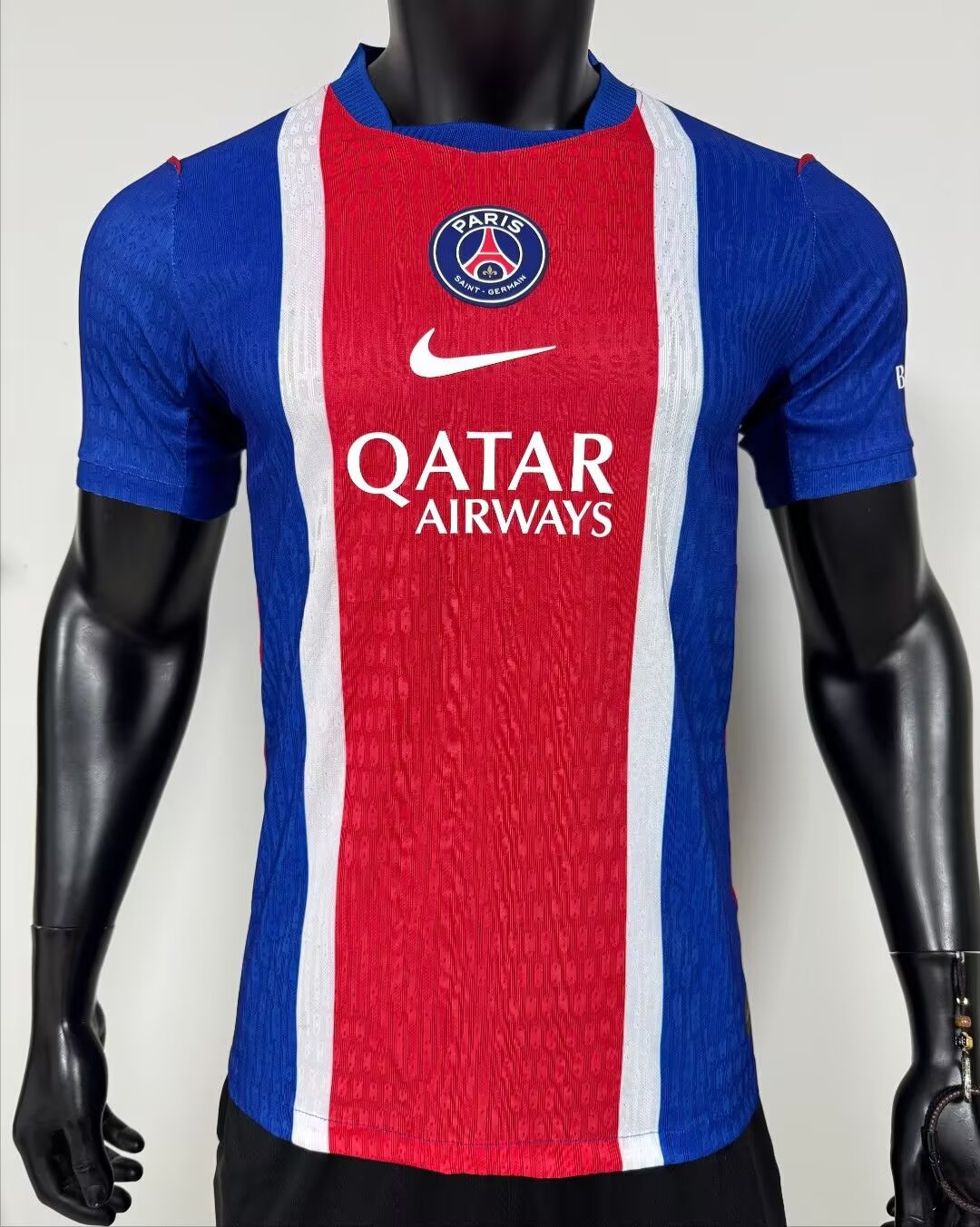 Paris Saint-Germain Home Jersey 26/27 - Versão Jogador