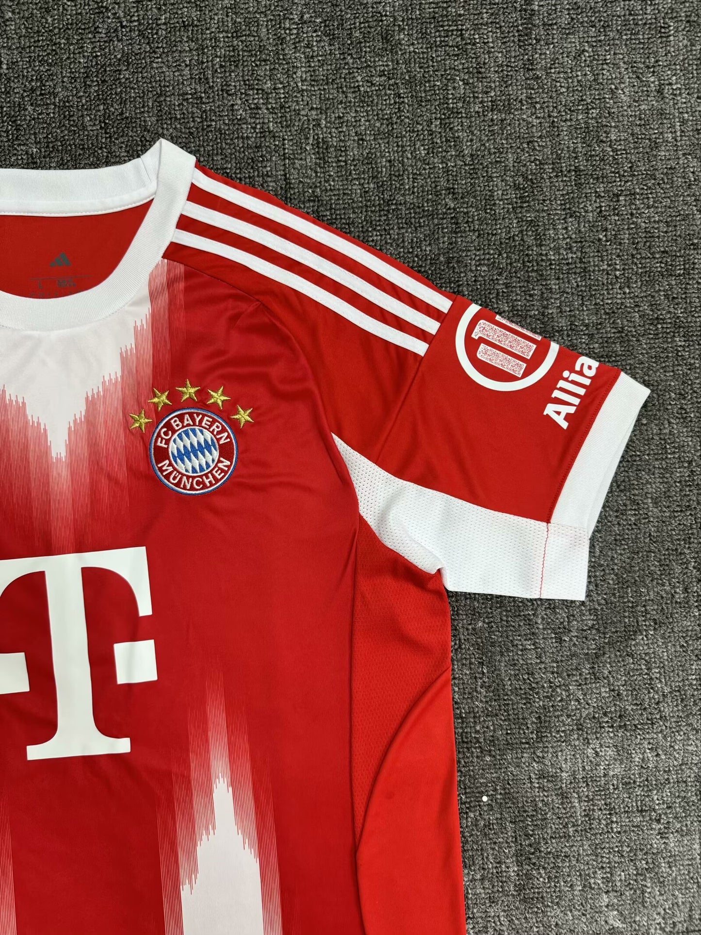 Bayern Munique Home Jersey 25/26