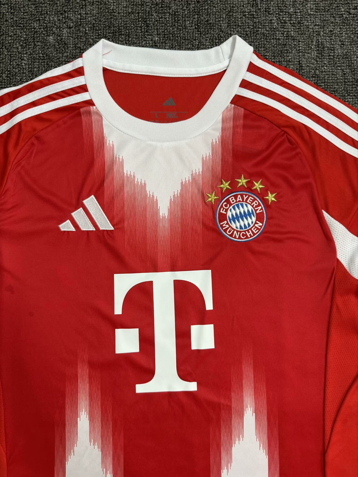 Bayern Munique Home Jersey 25/26