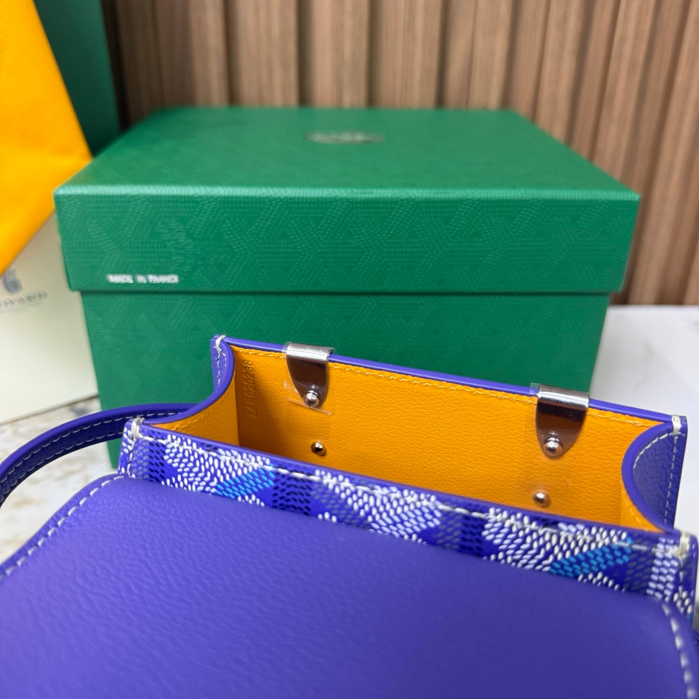 Goyard Saïgon Mini – Azul con Asa de Madera