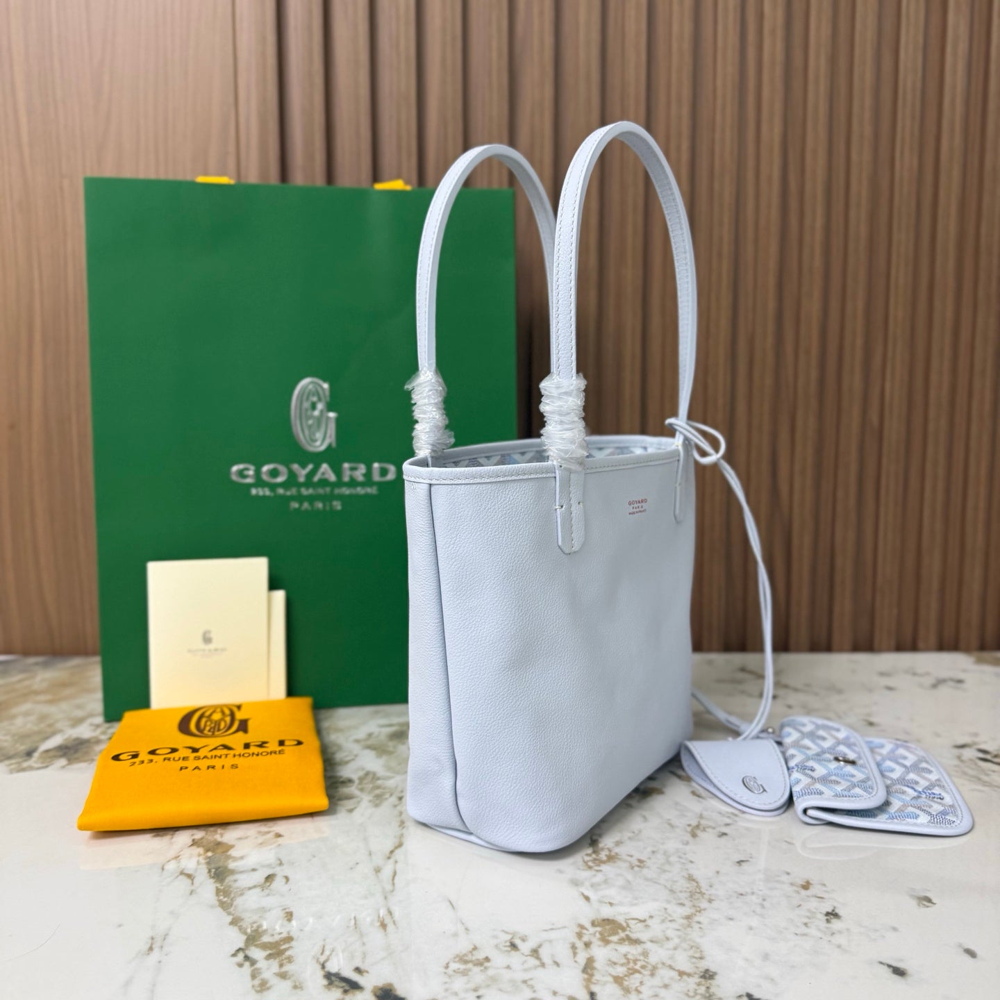 Goyard Anjou Mini – Blanco y Azul Pastel