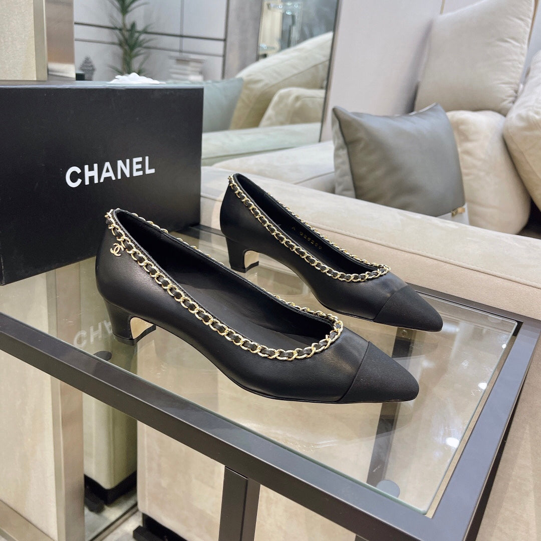 Chanel Chain-Trim Cap-Toe Pumps