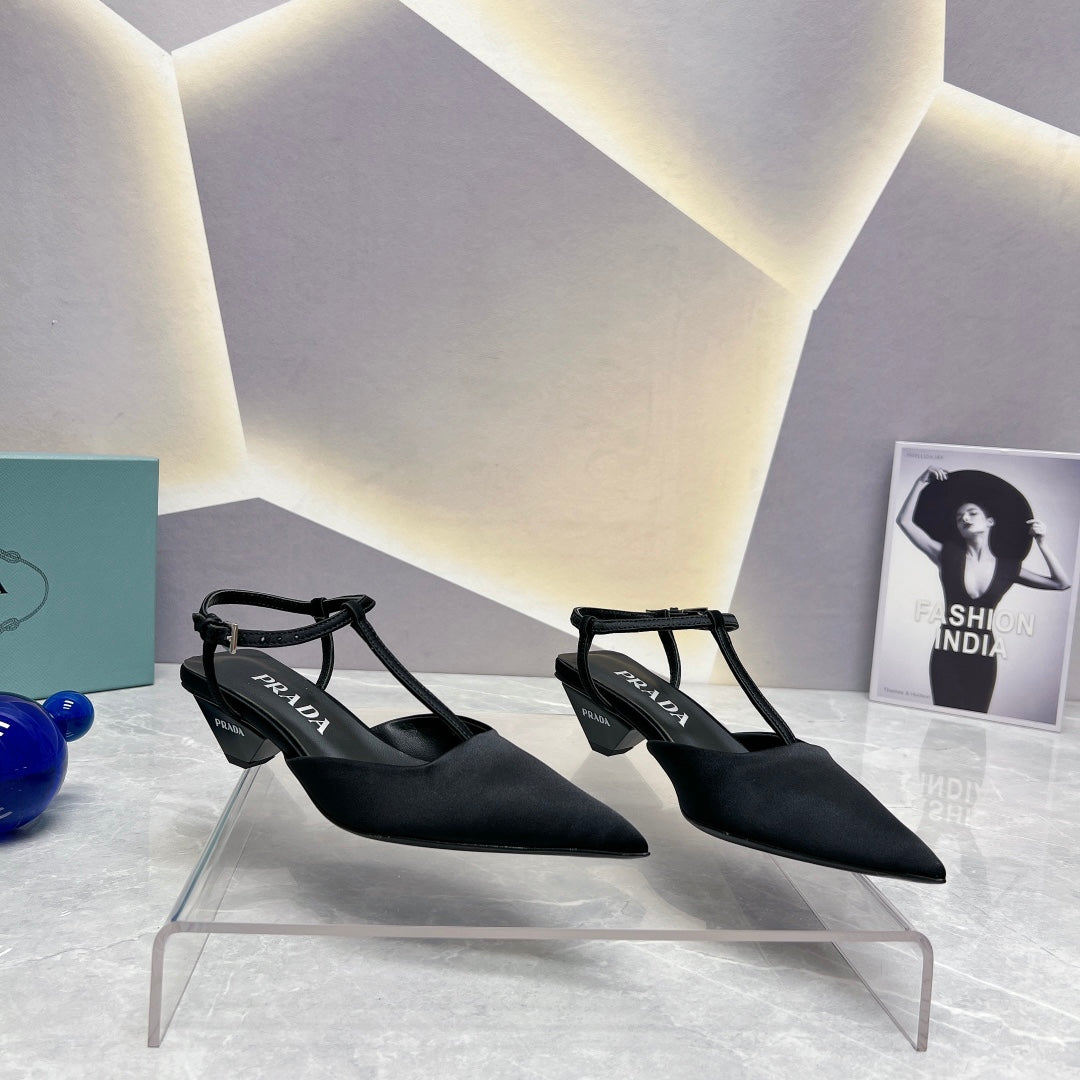 PRADA POINTED-TOE ANKLE-STRAP PUMPS – BLACK