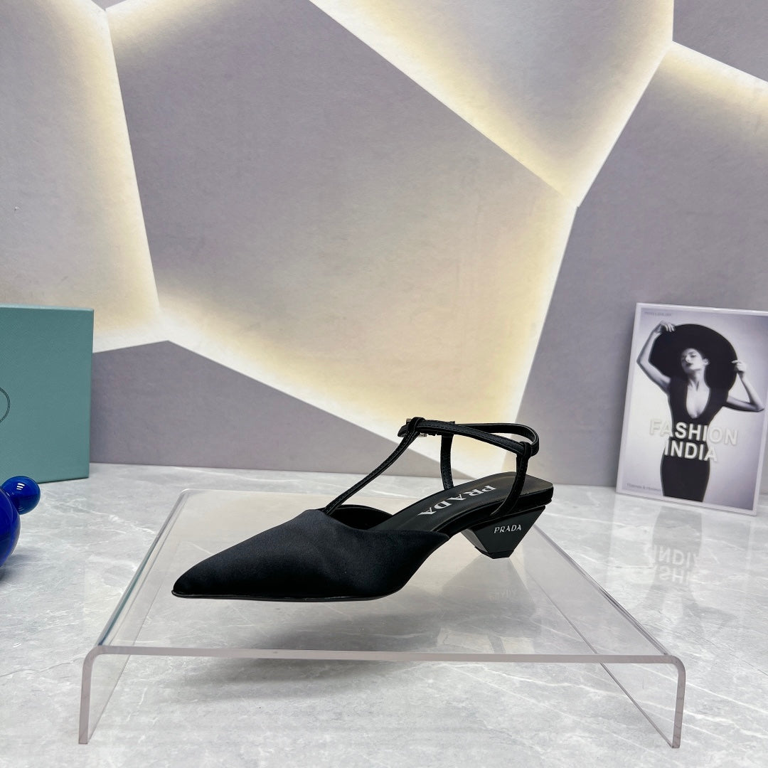 PRADA POINTED-TOE ANKLE-STRAP PUMPS – BLACK