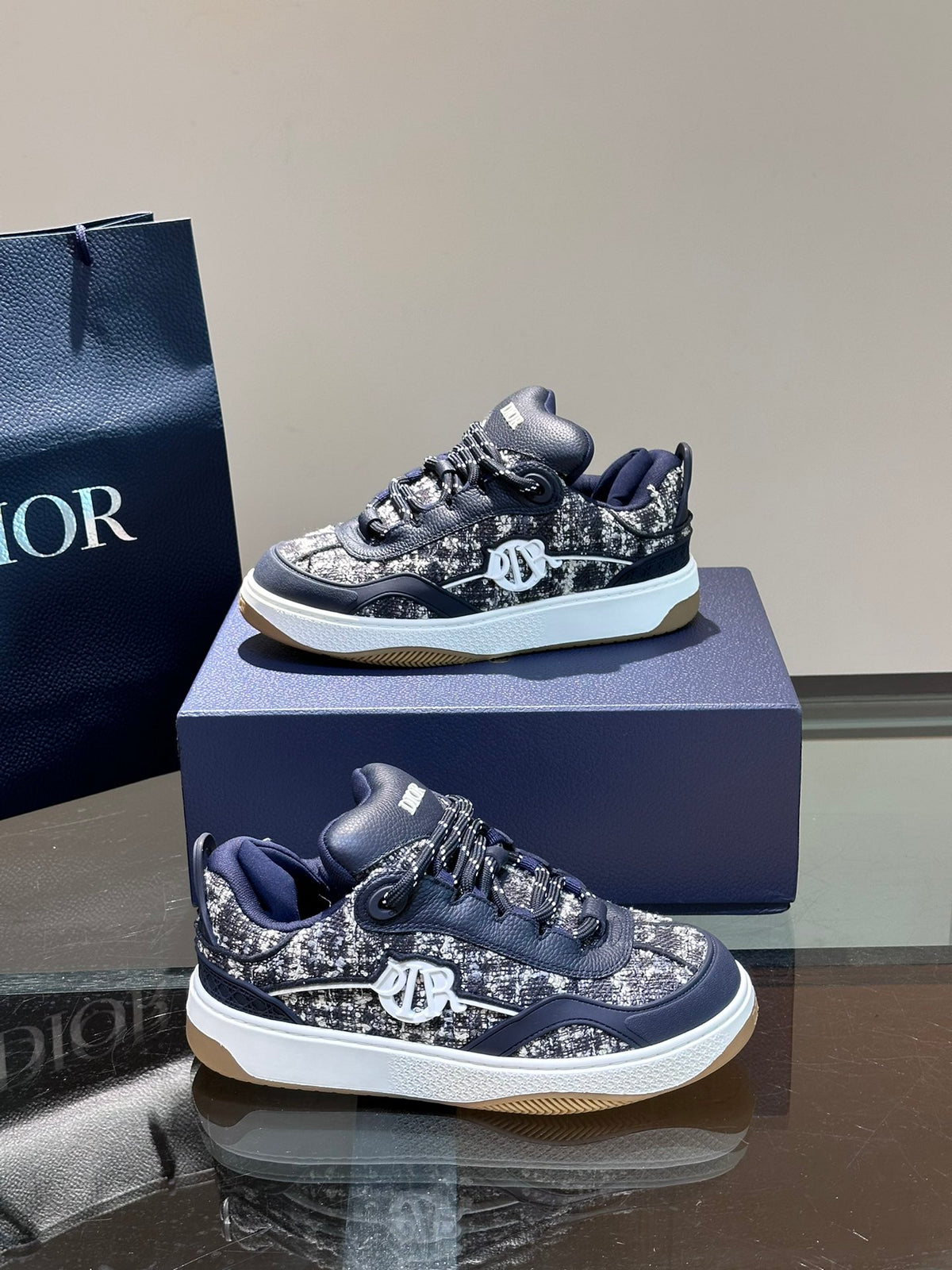 DIOR B27 UPTOWN–STYLE – NAVY / BLACK / WHITE