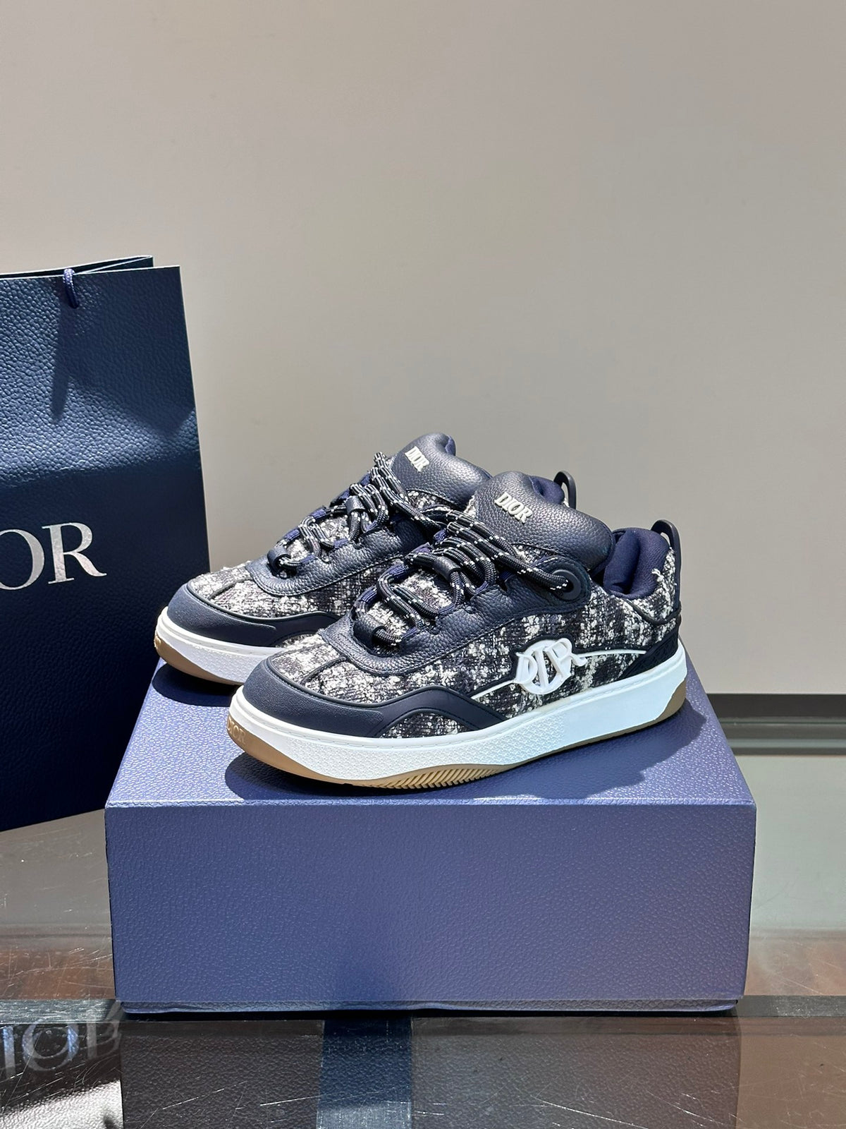 DIOR B27 UPTOWN–STYLE – NAVY / BLACK / WHITE