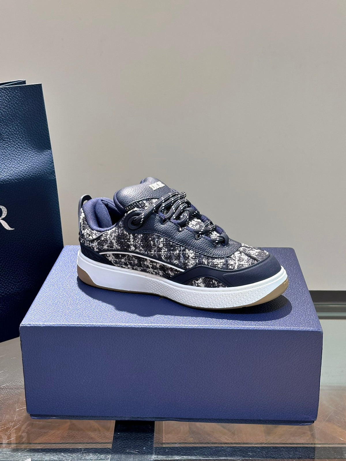 DIOR B27 UPTOWN–STYLE – NAVY / BLACK / WHITE