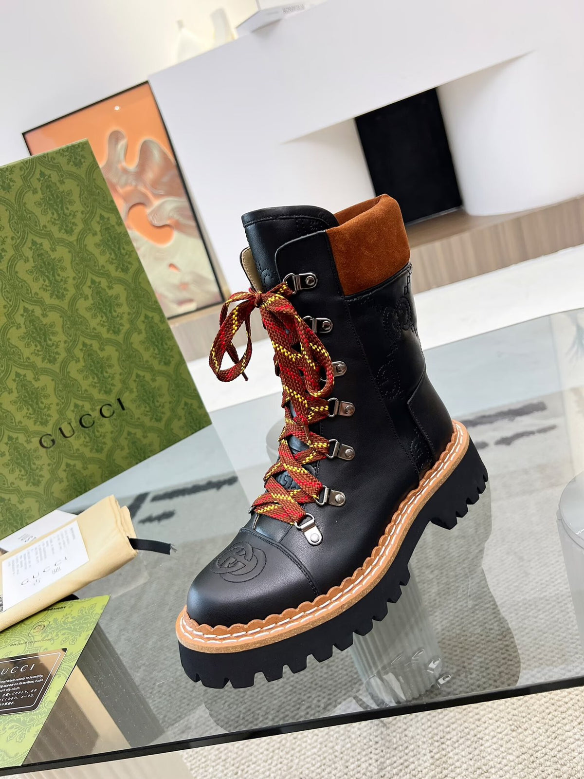 GUCCI INTERLOCKING G HIKING BOOTS – BLACK / BROWN