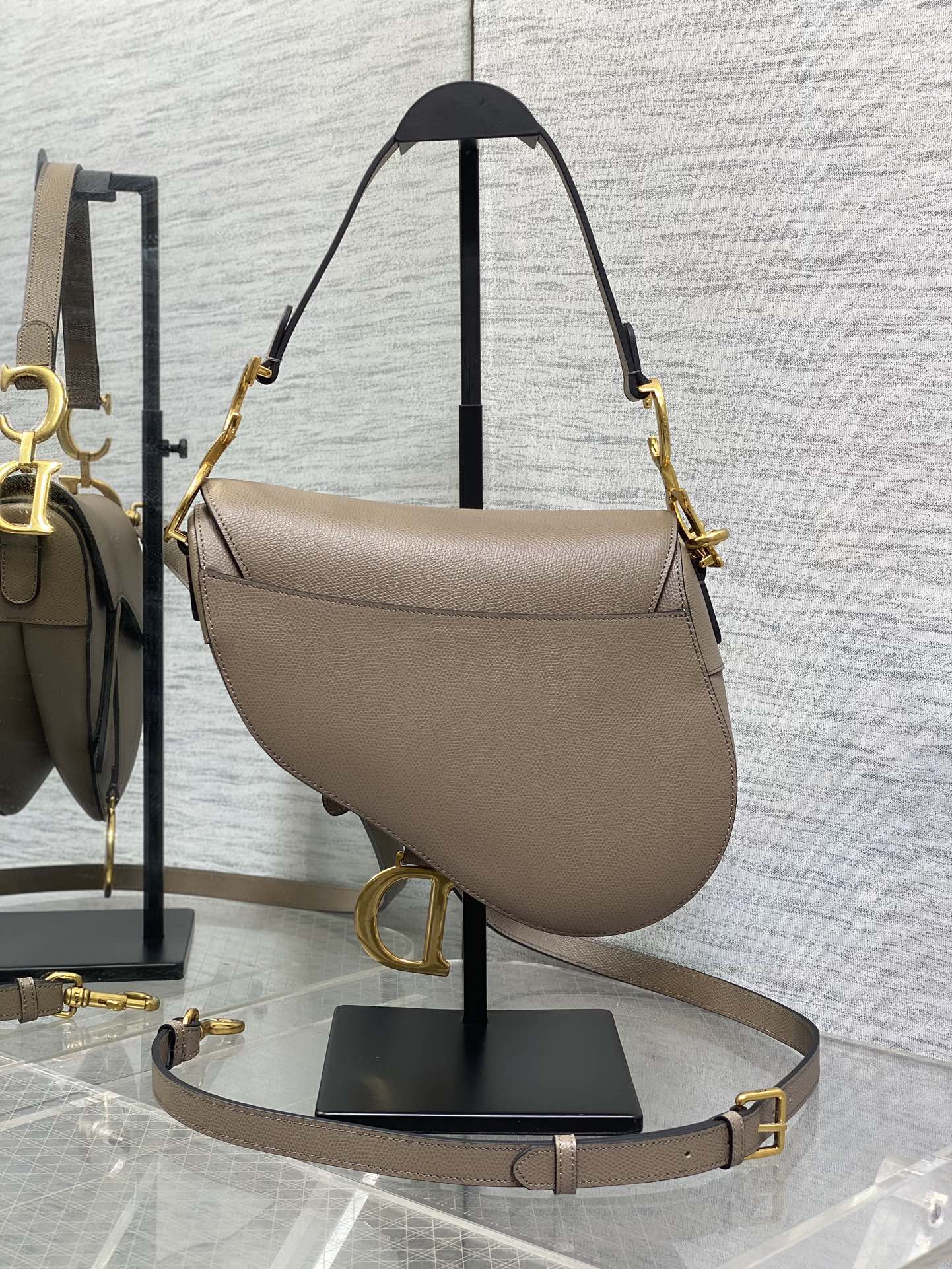 Dior Saddle Bag con Correa