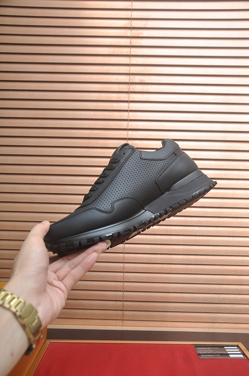 LOUIS VUITTON RUN AWAY–STYLE – TRIPLE BLACK