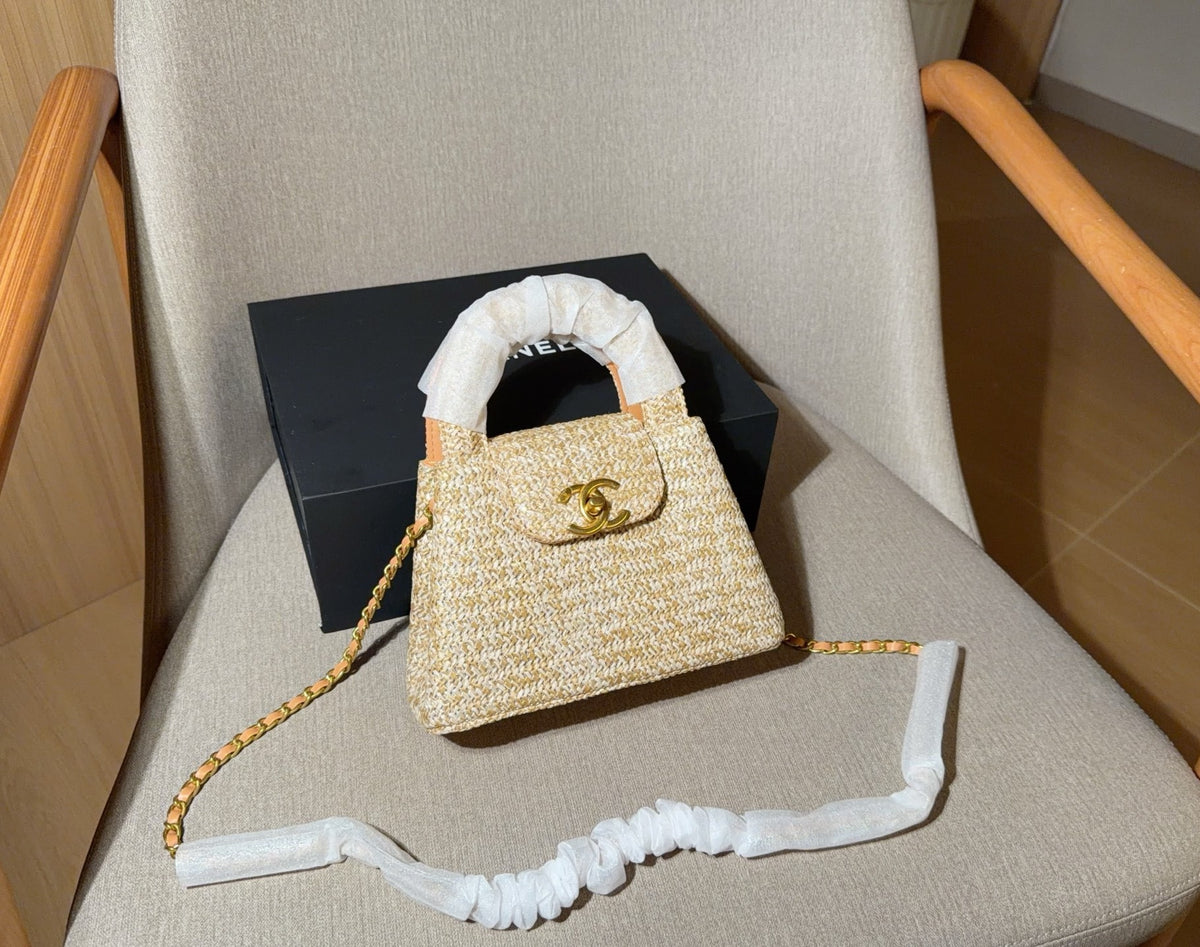 CHANEL Mini Top Handle / Mini Flap Raffia