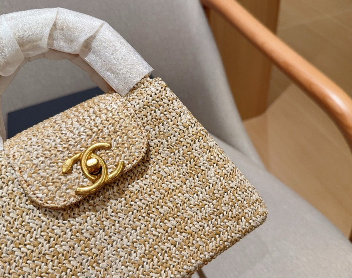 CHANEL Mini Top Handle / Mini Flap Raffia
