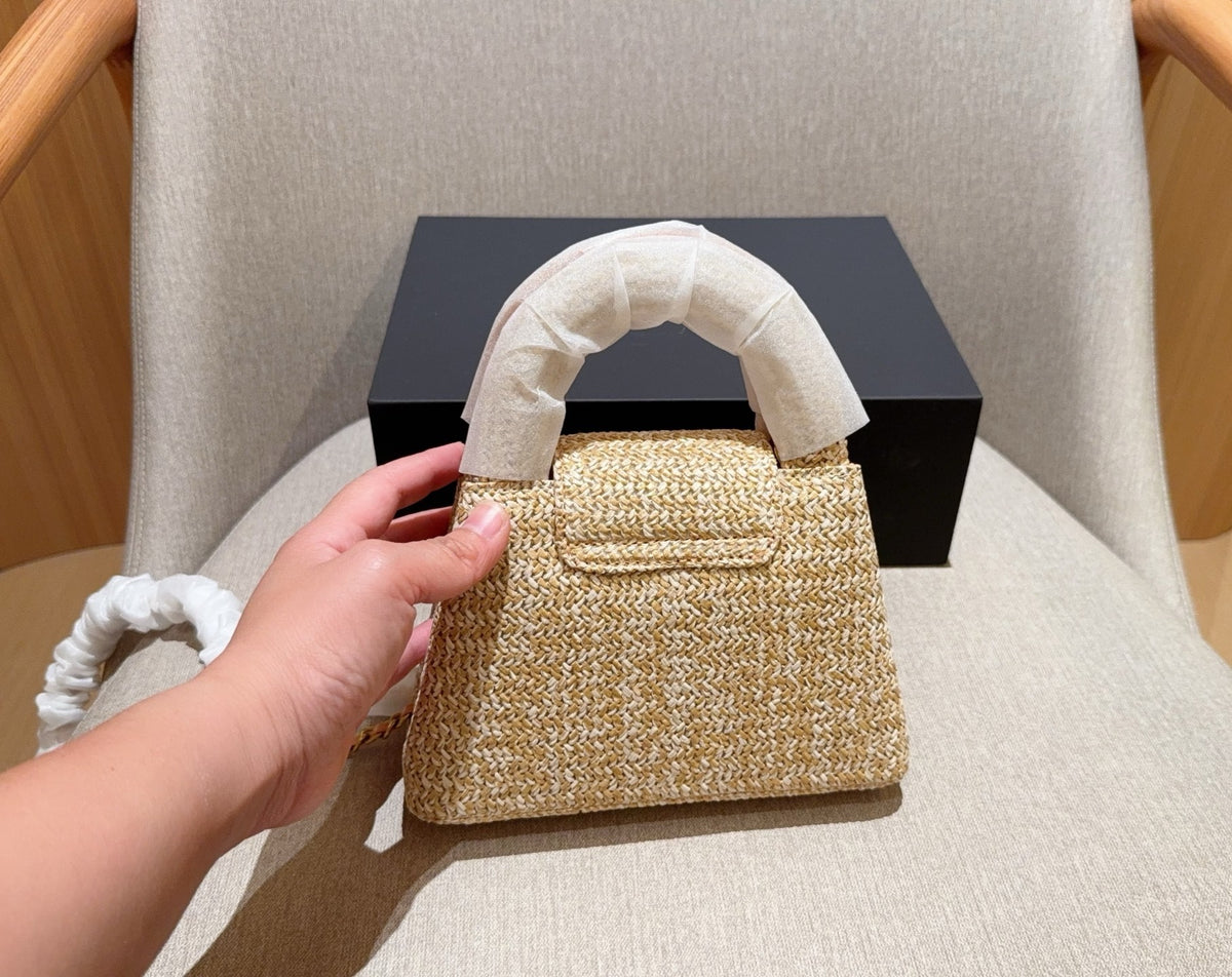 CHANEL Mini Top Handle / Mini Flap Raffia