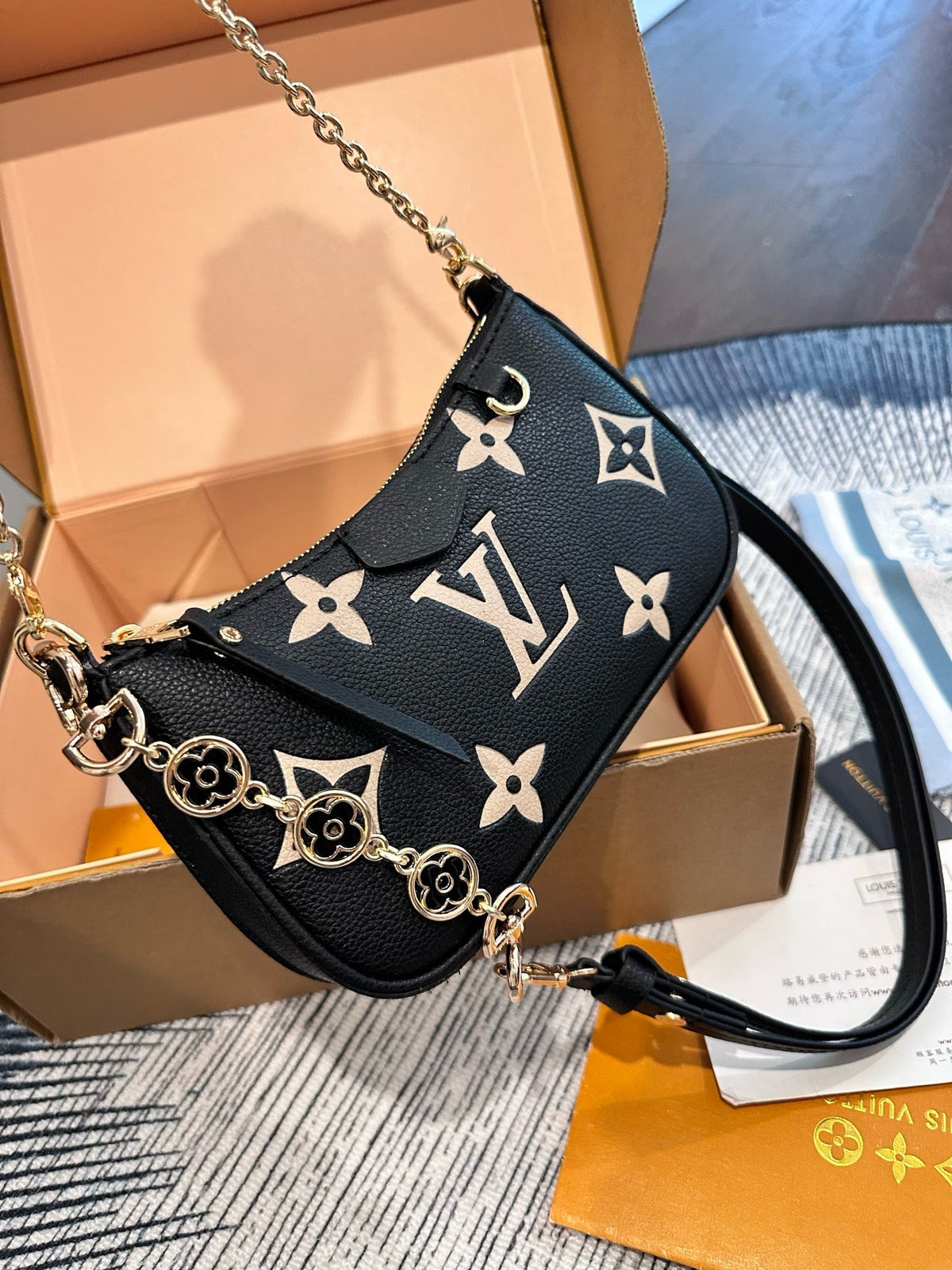 Louis Vuitton Multi Pochette Accessoires – Bicolor Monogram Empreinte Black/Cream