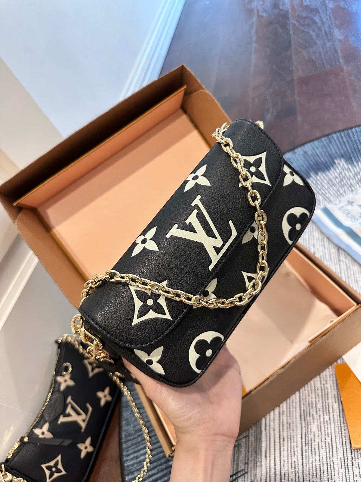 Louis Vuitton Pochette Félicie – Bicolor Monogram Empreinte Black/Beige