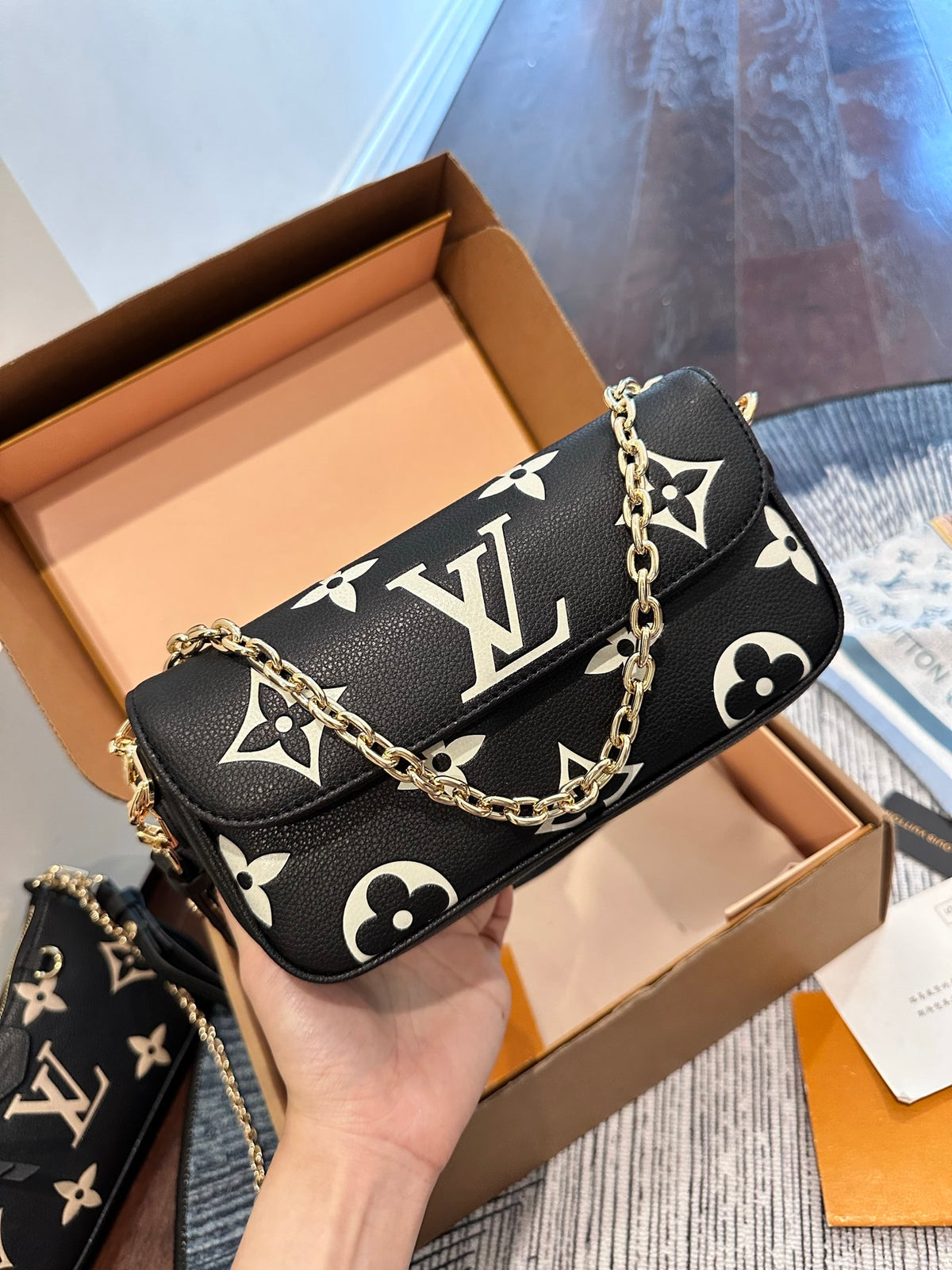 Louis Vuitton Pochette Félicie – Bicolor Monogram Empreinte Black/Beige