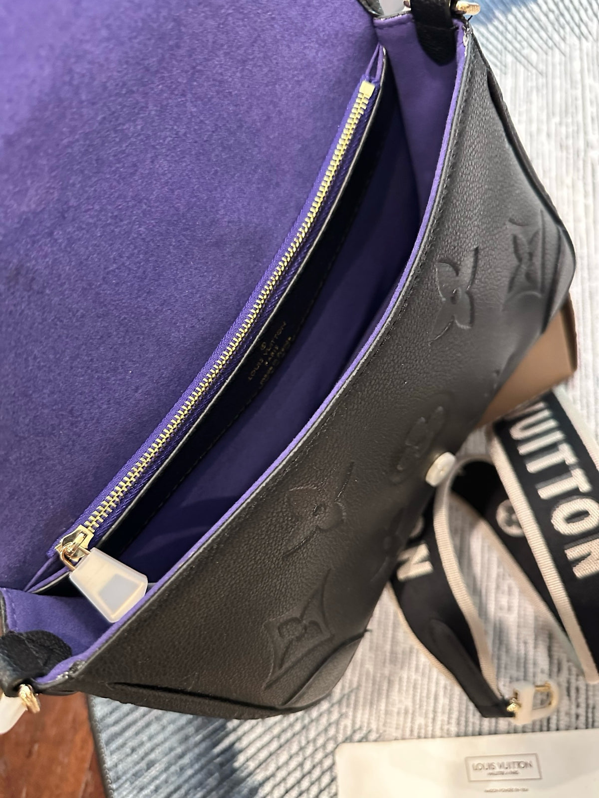 Louis Vuitton Monogram Shadow Messenger – Black