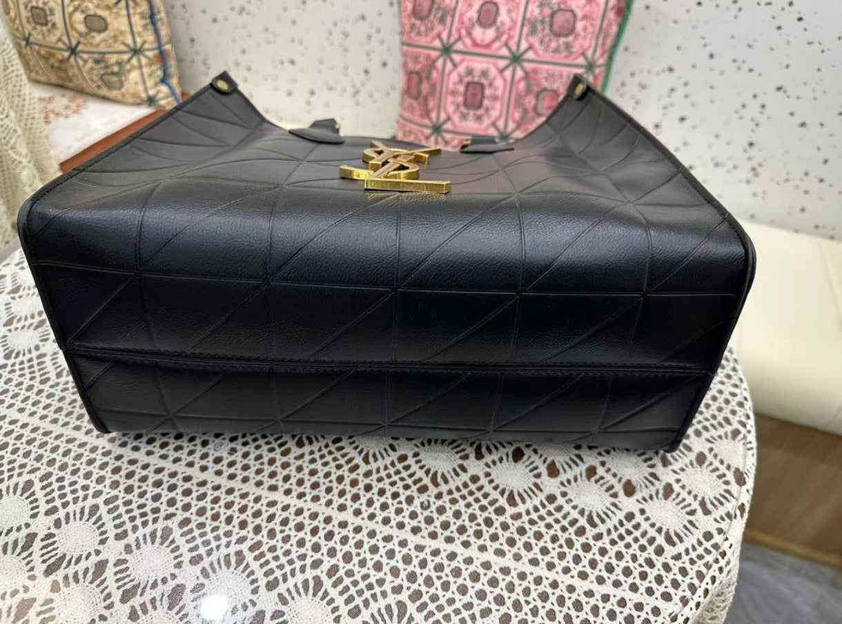 Saint Laurent - CARE Maxi Shopping Bag
