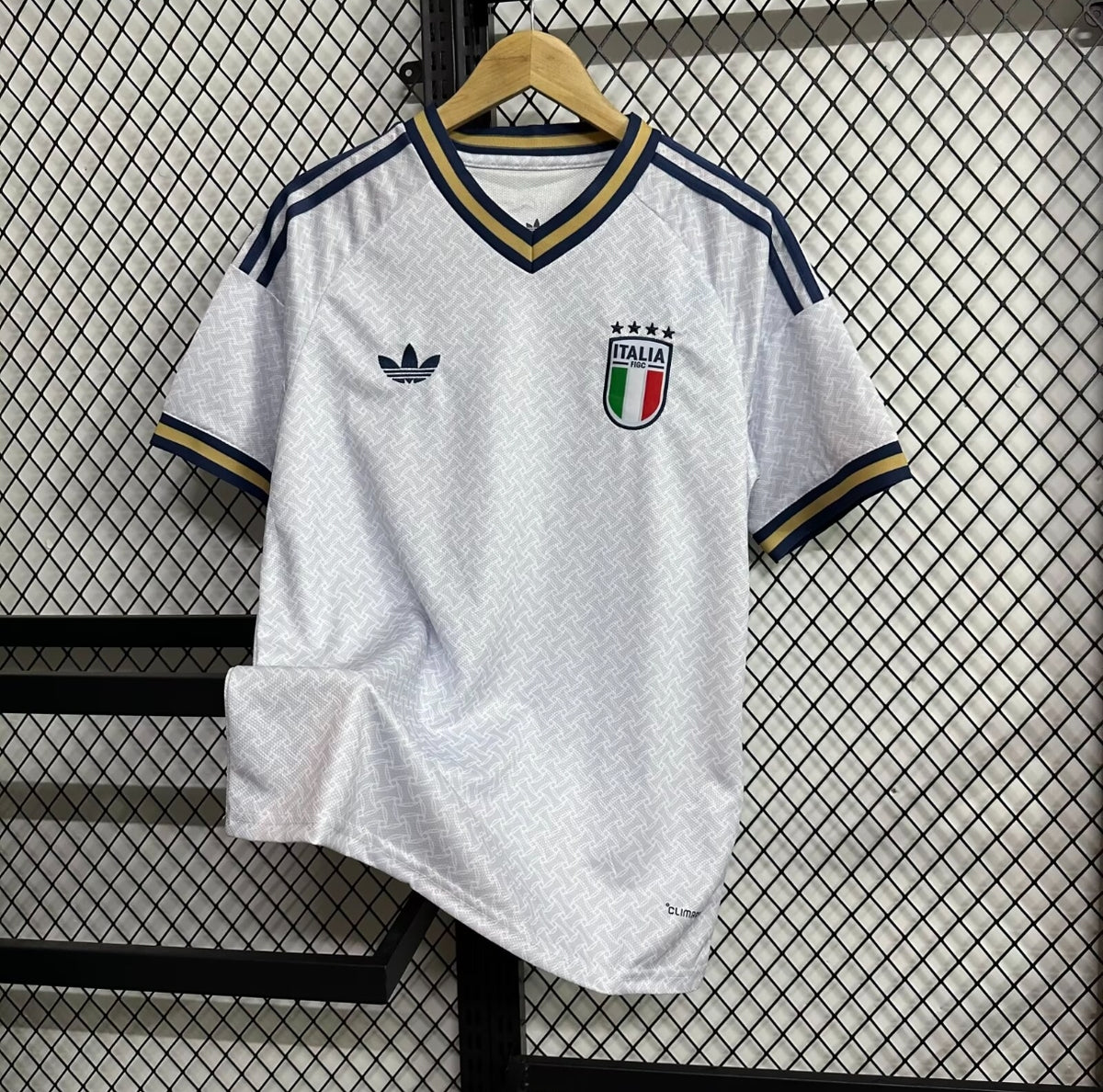 Camiseta de la primera equipación de Italia 26/27