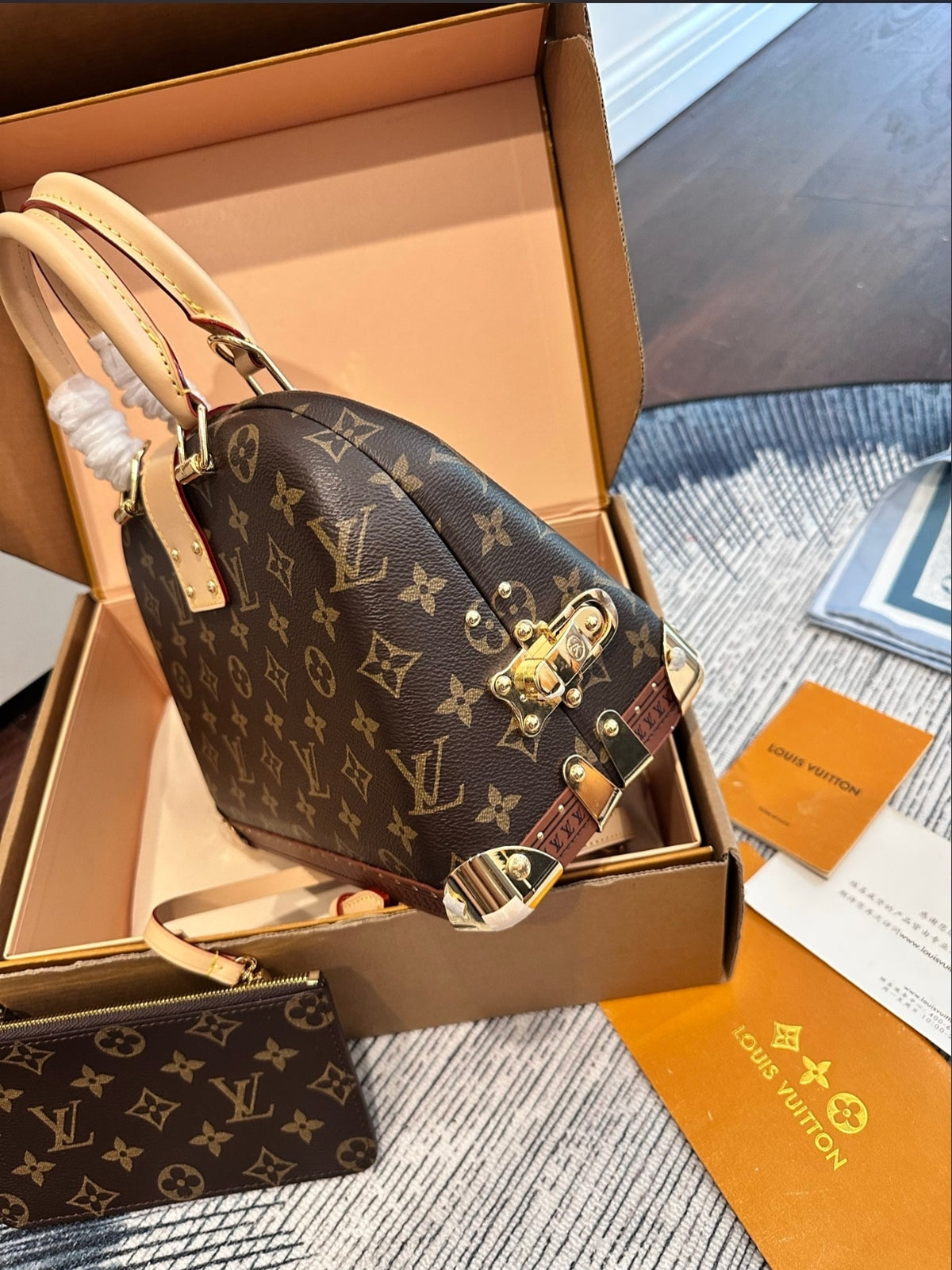 Louis Vuitton Alma Trunk BB – Monogram