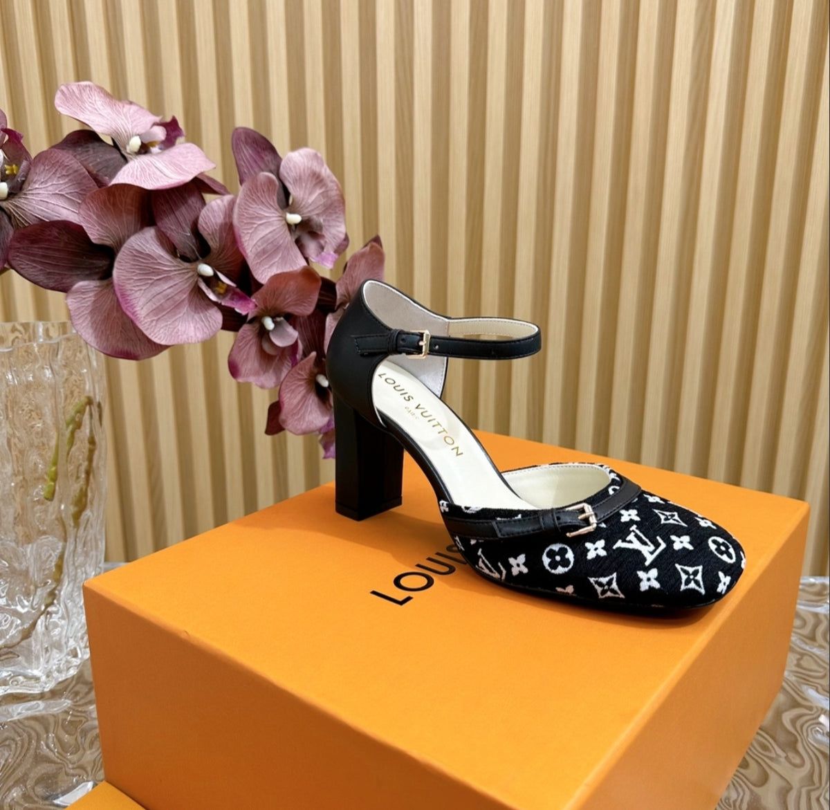 LOUIS VUITTON MONOGRAM MARY JANE PUMPS