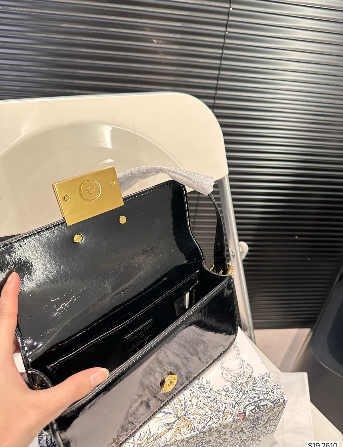 DIOR MISS DIOR FLAP BAG – BLACK PATENT