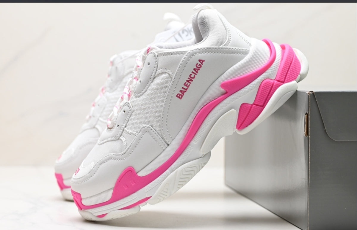 BALENCIAGA TRIPLE S – WHITE / PINK