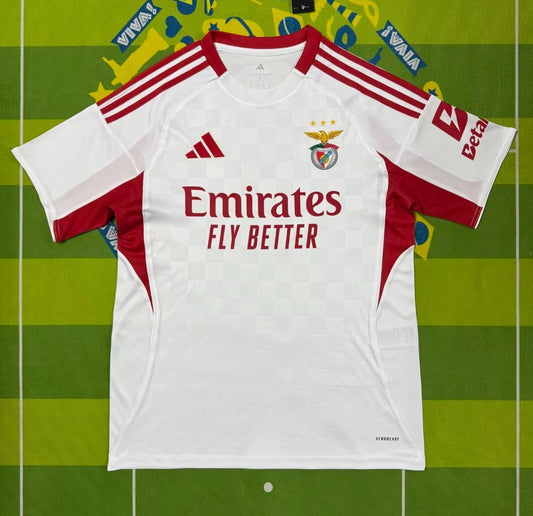 SL Benfica Visitante 25/26 – Blanca