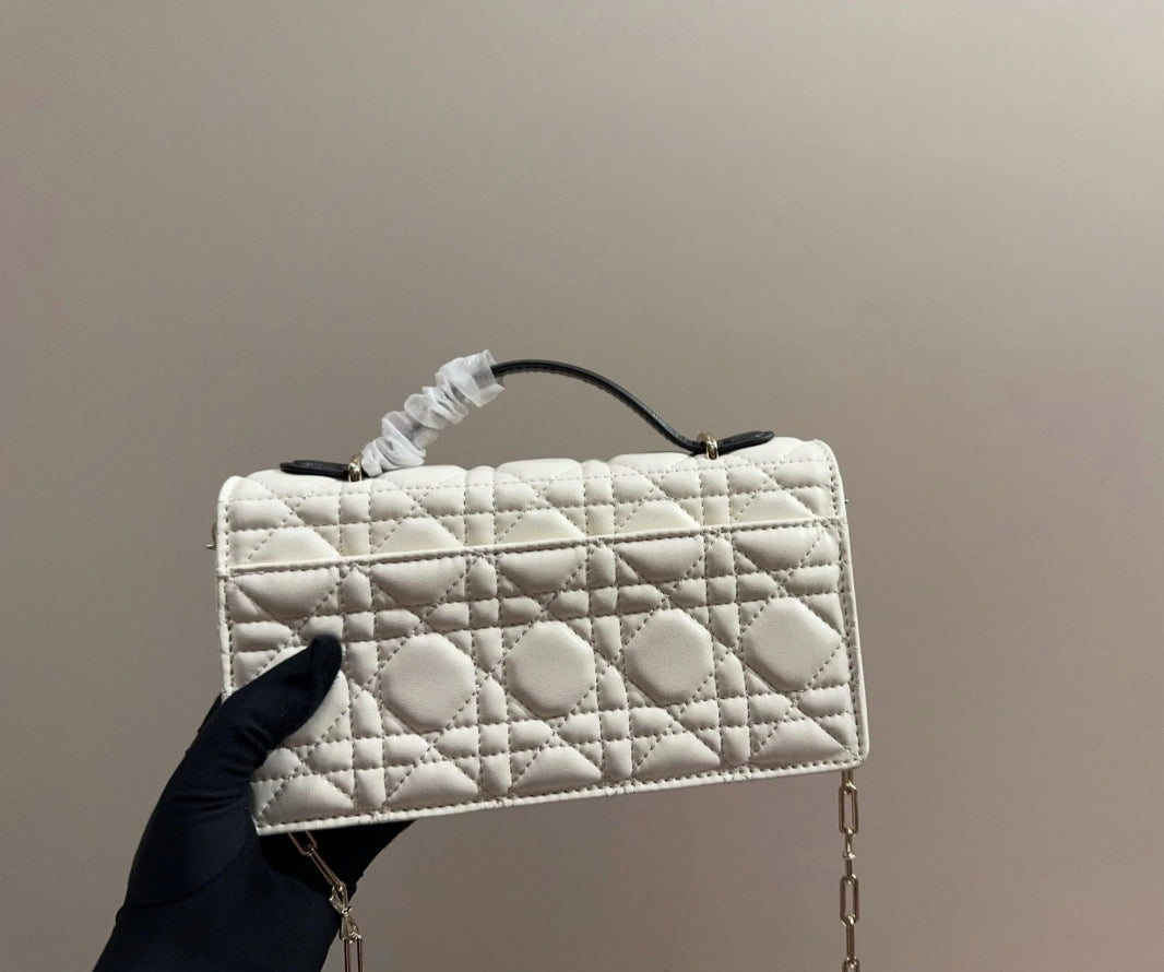 MY DIOR MINI BAG – WHITE / BLACK BOW