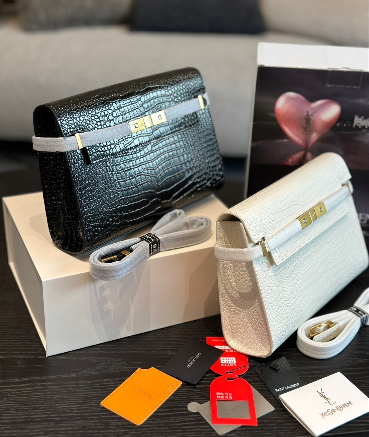 Yves Saint Laurent Manhattan Medium